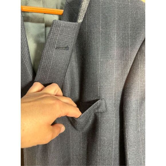 Chaps Ralph Lauren Vintage Men's Size 42 100% Virgin Wool Gray Striped Two Butto - Picture 7 of 16